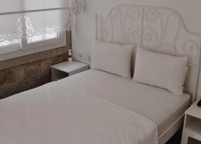 Muejde Alacati 酒店 *