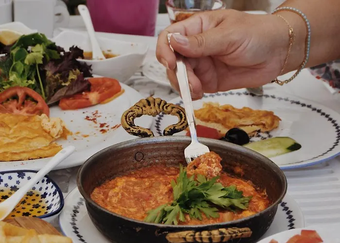 Muejde Alacati 酒店 *