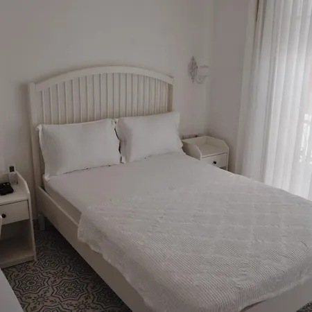 Muejde Alacati Hotel