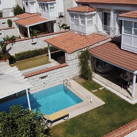 Muejde Alacati فندق