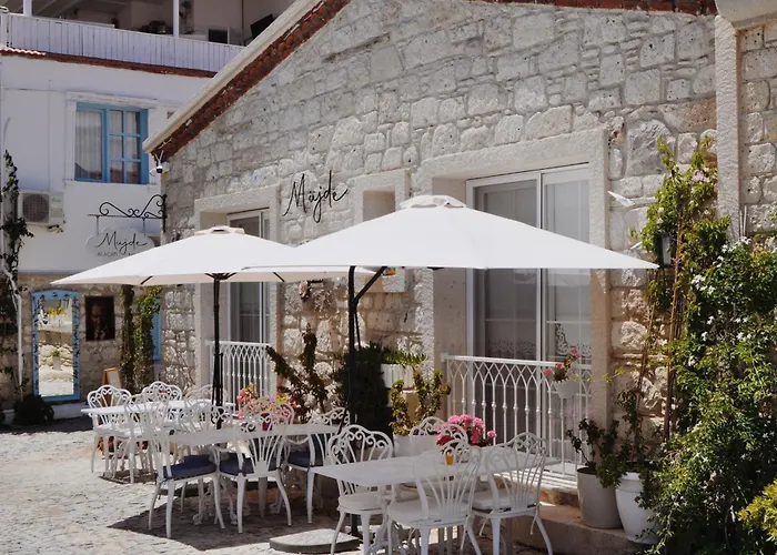 Muejde Alacati Отель Кешме